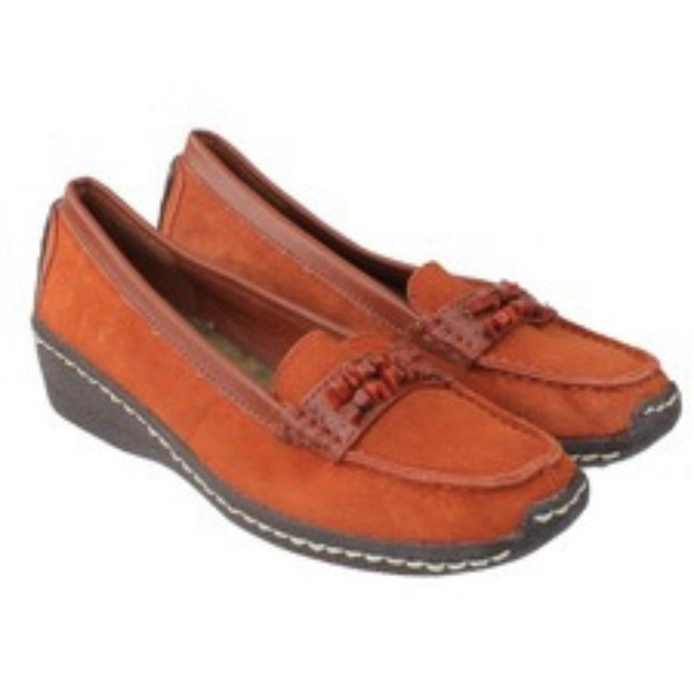 Avon Size 6 / EU 37 Rust‎ Orange Suede Like Slip On Loafers Earthy Gothic
